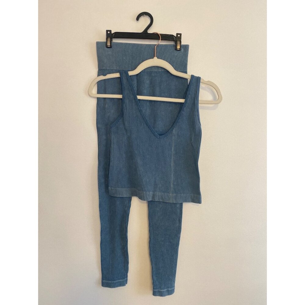 Aura Ribbed Blue Athletic Tank Top & Leggings Set Size M/L